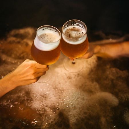 שטיינאך Ankerbraeu Ferienwohnungen Brauerei Bierbad מראה חיצוני תמונה
